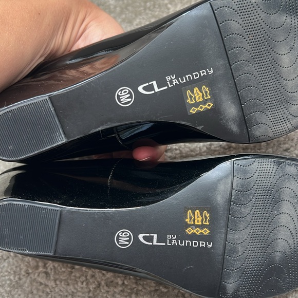 CL By Laundry Heels - Picture 7 of 9